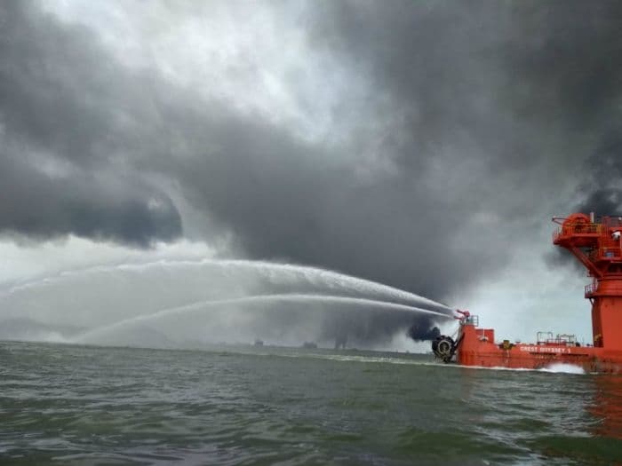 Pertamina Mengaku Sebabkan Kebakaran di Teluk Balikpapan