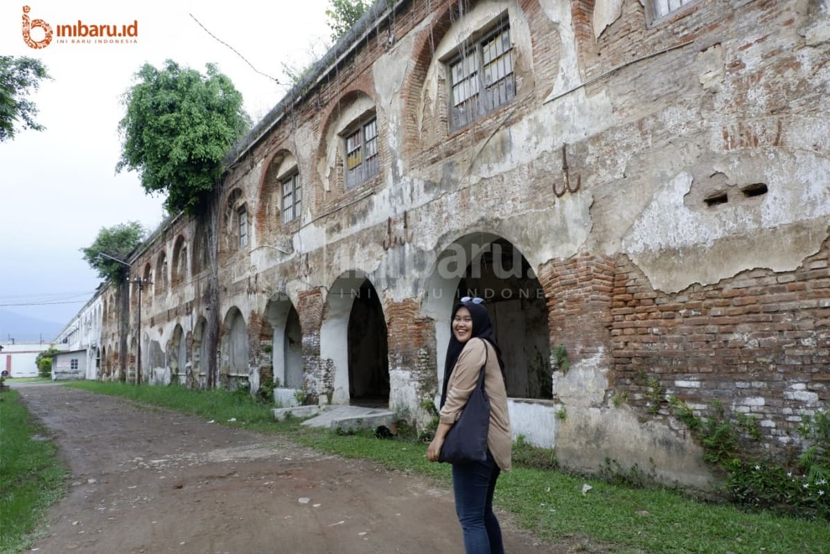 Bangunan Benteng Pendem Ambarawa menyisakan keindahan pasca-kolonial. (Inibaru.id/ Mayang Istnaini)