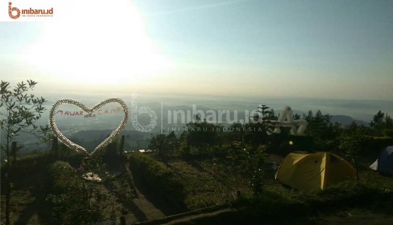 Pemandangan pagi hari di Mawar Camp Area. (Inibaru.id/Mayang Istnaini)