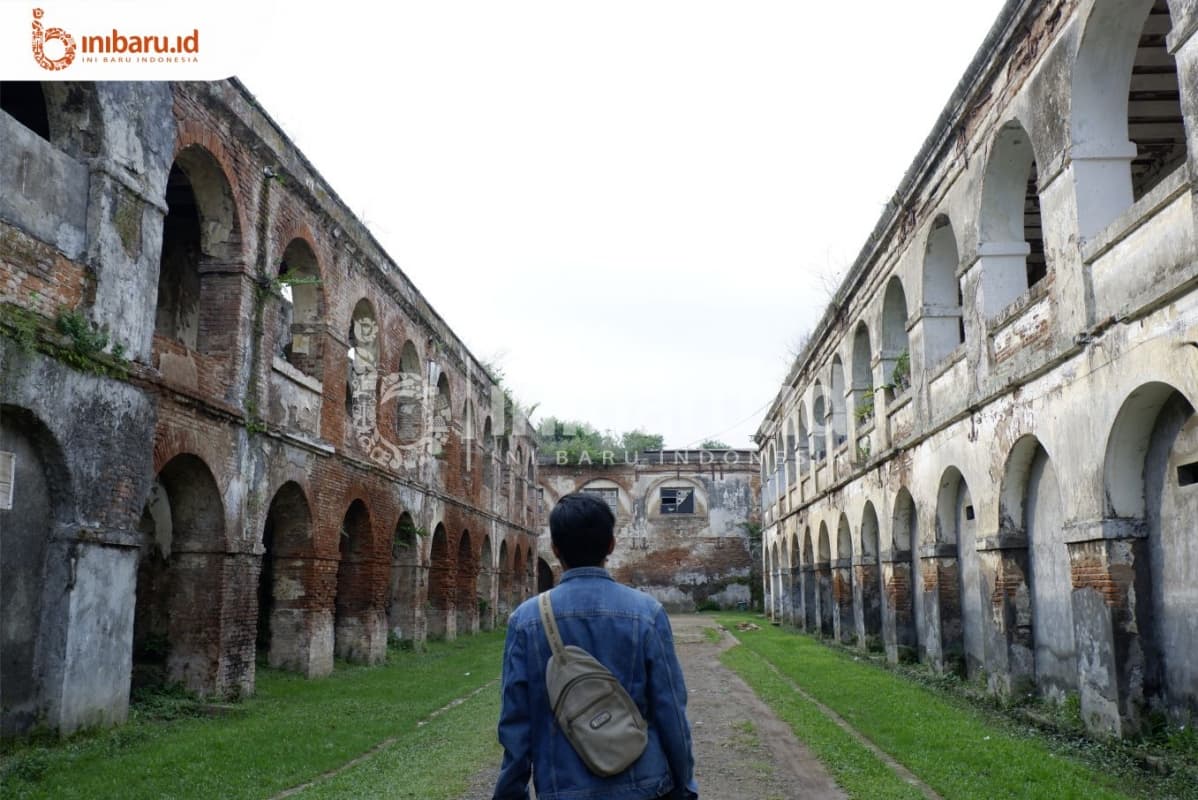Bangunan Benteng Pendem Ambarawa merupakan sisa masa kolonialisme. (Inibaru.id/ Mayang Istnaini)
