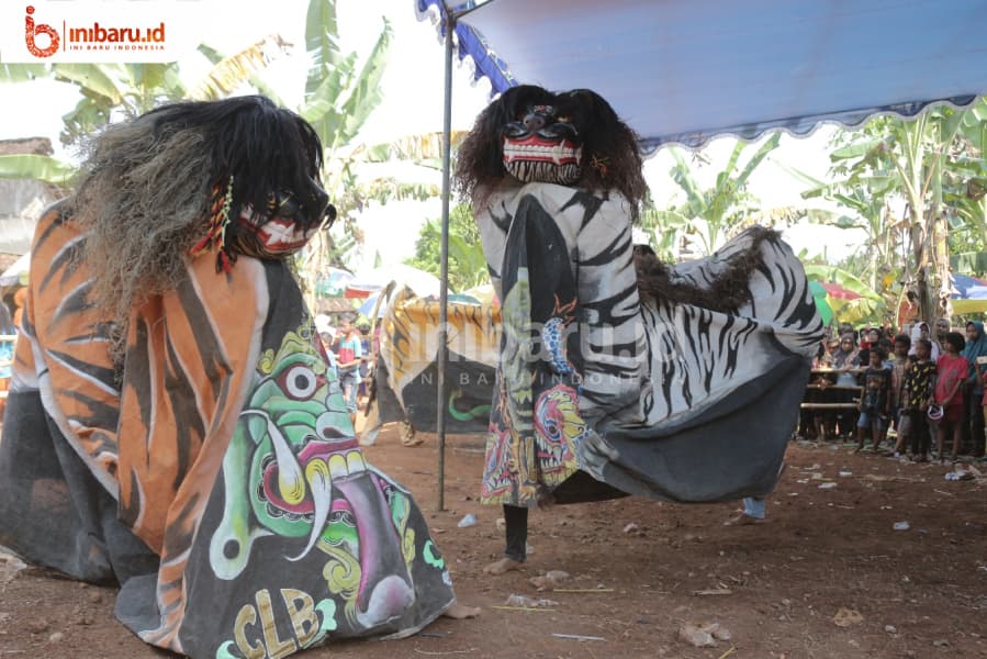 Menggoda "Singa-Singa" Kesurupan di Kendal