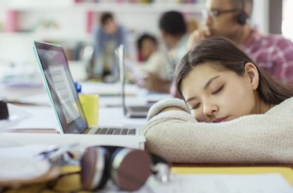 Ilustrasi tidak semangat bekerja. (Shutterstock)