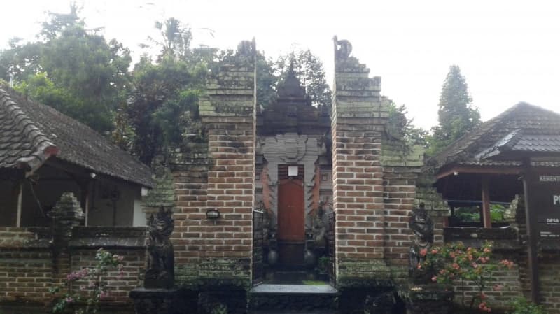 Jejak Prasejarah di Pura Batur Kaja