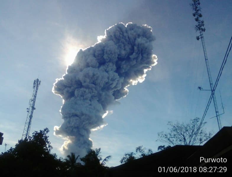 Letusan kembali terjadi pada Gunung Merapi pagi tadi. (Twitter/BPPTKG)
