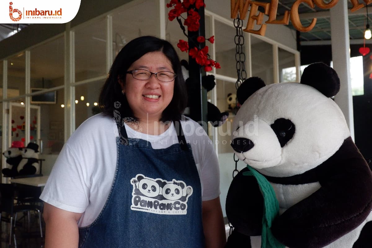 Makan di Antara Ratusan "Panda" Jadi Andalan Cynthia Sujanto