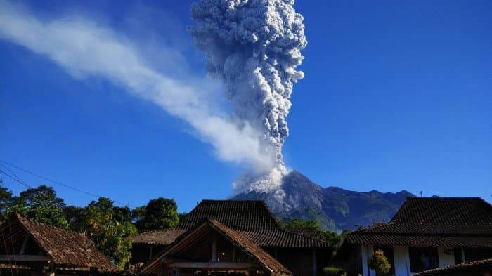 Erupsi Freaktif Gunung Merapi, Jumat (11/5/2018). (Tribunstyle.com)