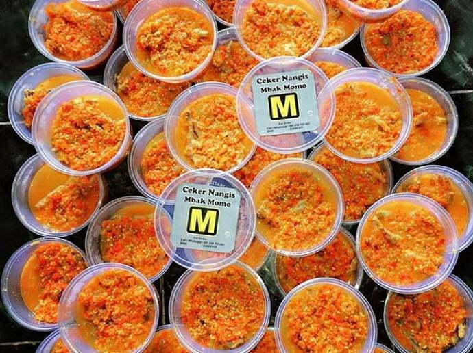 "Ceker Nangis" ala Mbak Momo. (Instagram.com/@momo_cekernangis)
