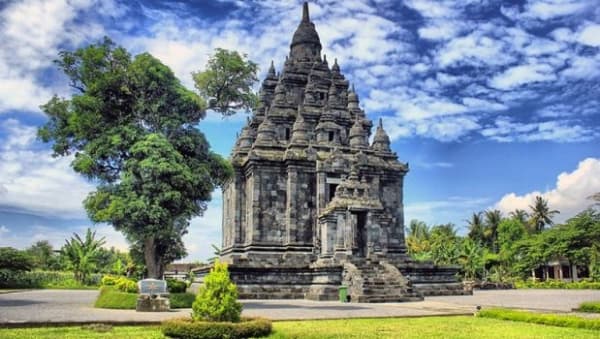Candi Sojiwan. (Visitingjogja)