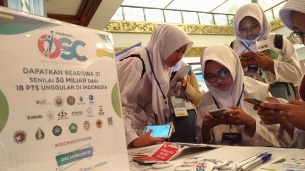 Para peserta antusias mengikuti tes seleksi Beasiswa Scholarship Competition Medcom. (Medcom)