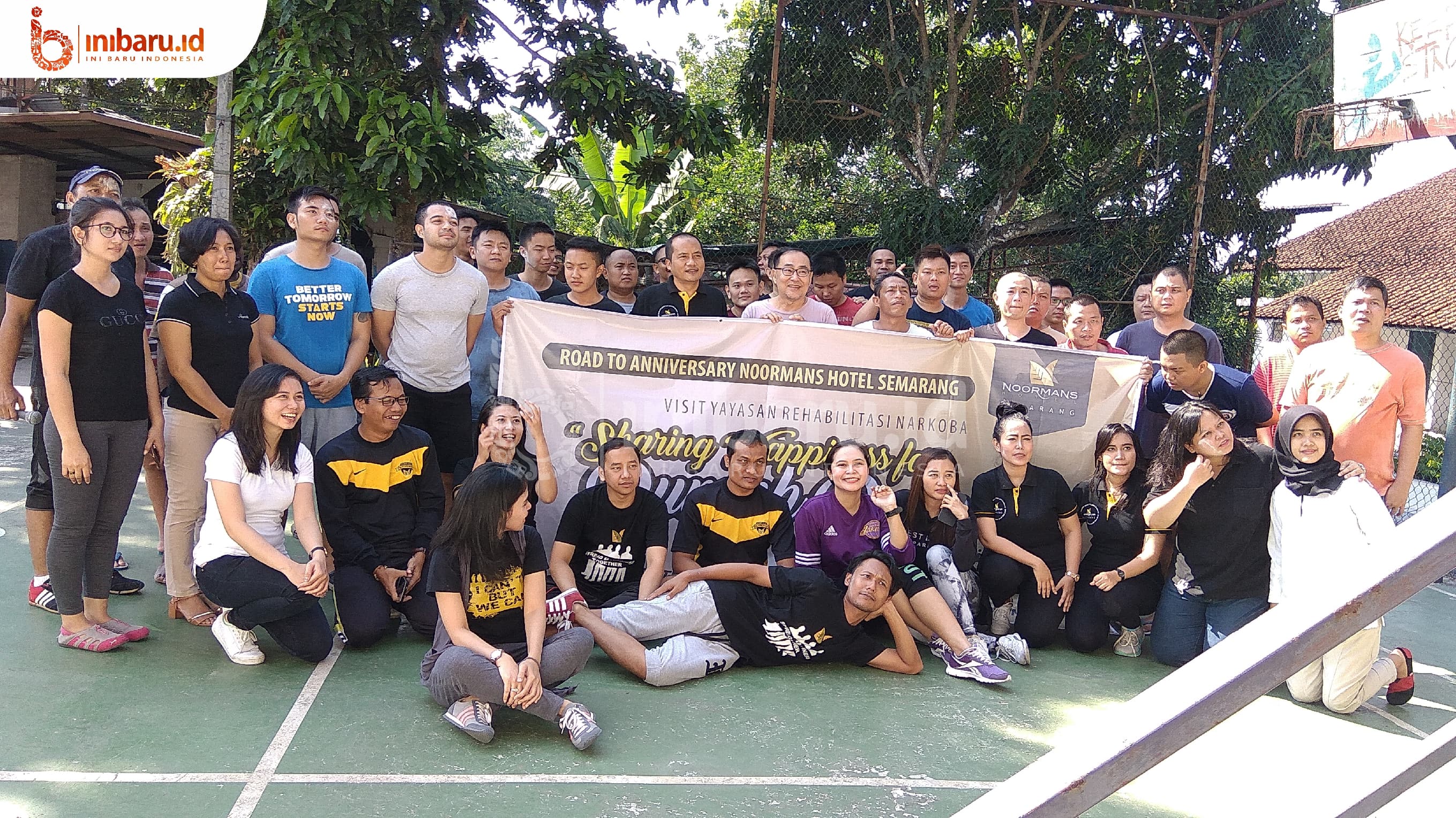 Noormans Hotel Semarang bersama peserta rehabilitasi Yayasan Rumah Damai (Inibaru/Artika Sari)