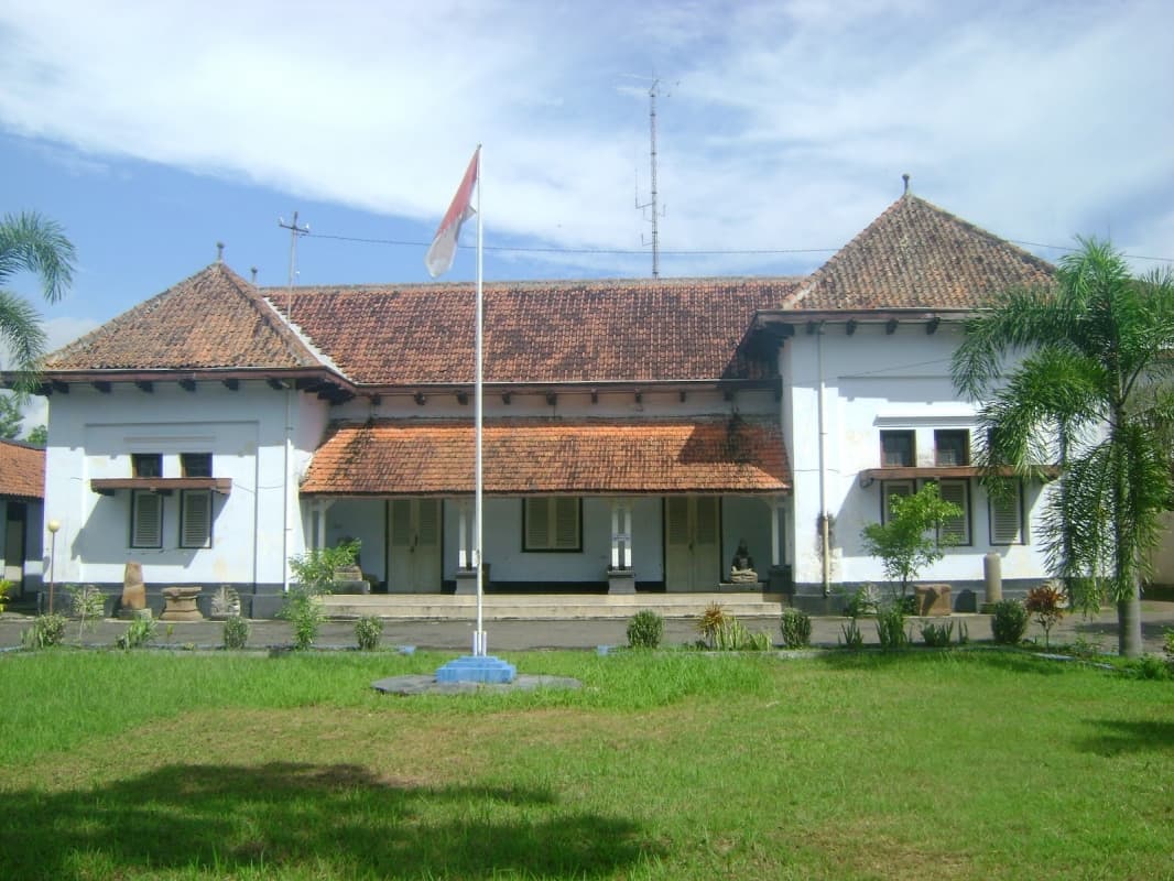 Melihat Pusaka Tiga Kerajaan di Museum Tosan Aji Purworejo