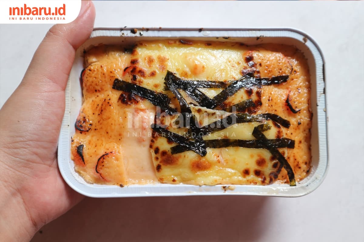 Salmon mentai ala Kennyo. (Inibaru.id/ Artika Sari)