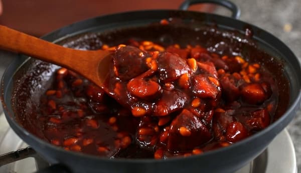 Gochujang (maangchi.com)