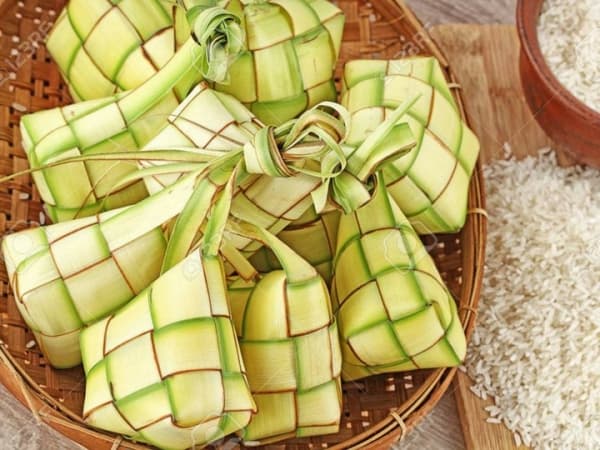 Melakukan tradisi Kupatan menjadi bagian dari strategi dakwah Wali Sanga di Jawa Tengah. (Kompas)