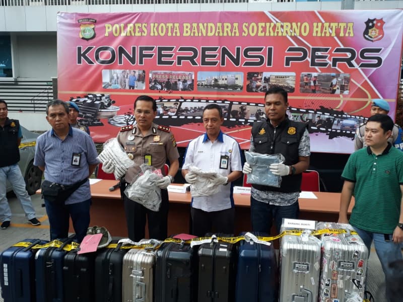 DV telah mencuri koper sebanyak lima kali di Bandara Soekarno-Hatta (Antaranews.com)