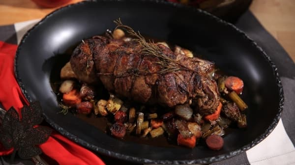 Kuzu kol sarmasi. (Turkmaxgurme)