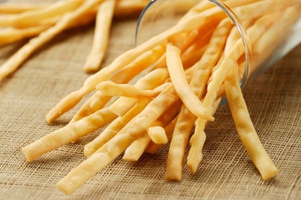 Stik keju mudah dibuat. (Grid.id)