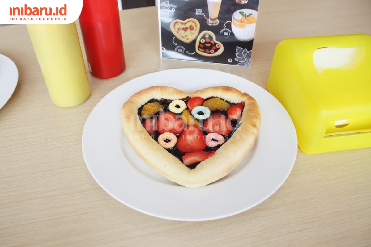 Pizza Love dengan topping cokelat premium spesial dari IL Pastificio (Inibaru.id/ Annisa Dewi)