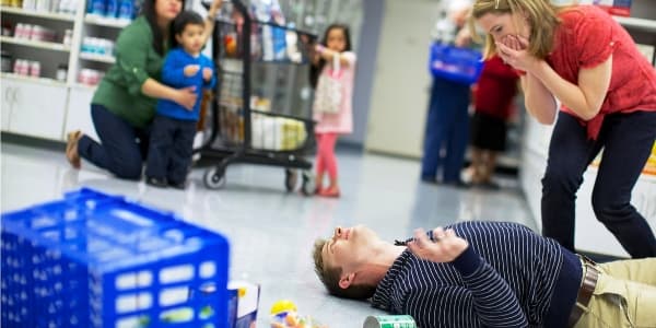 Epilepsi memiliki berbagai jenis dan gejala. (jw.org)