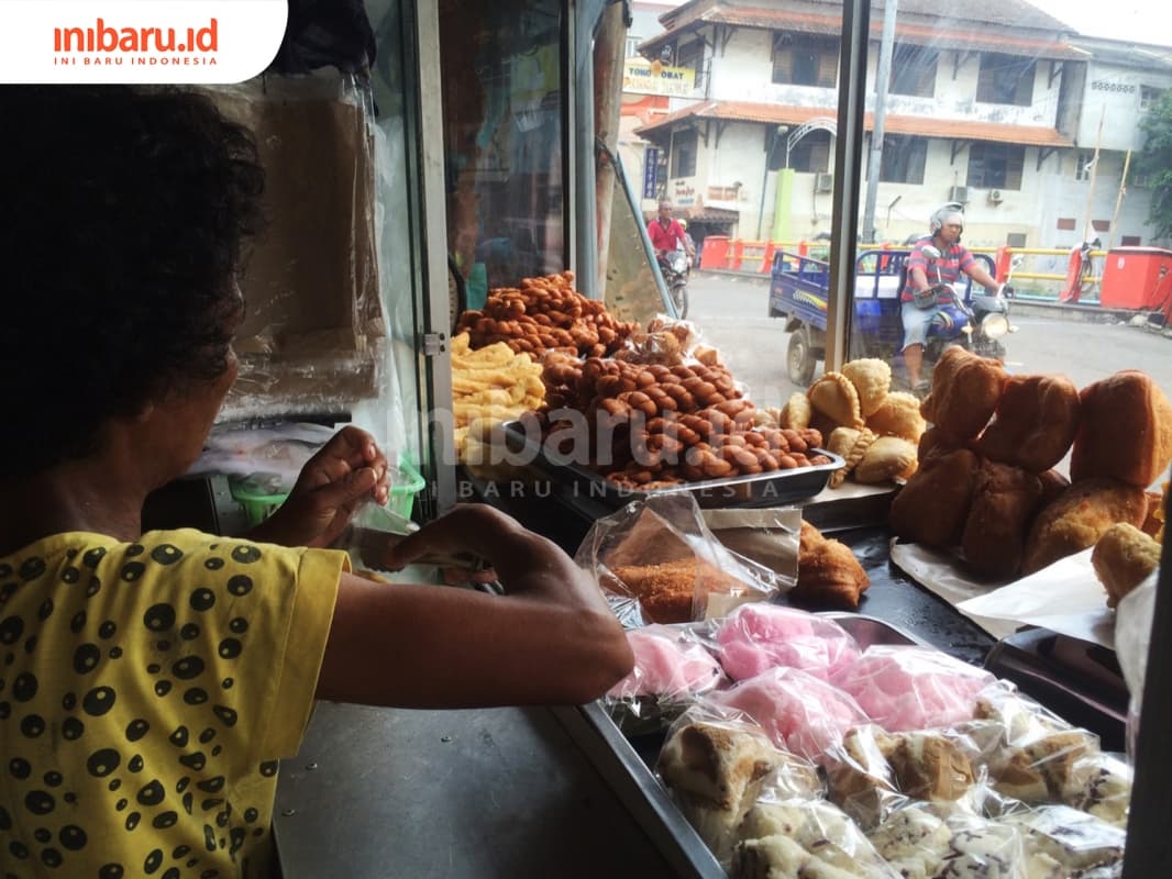 Bolang-baling Jumbo Gang Lombok, Kuliner Kota Semarang yang Melegenda