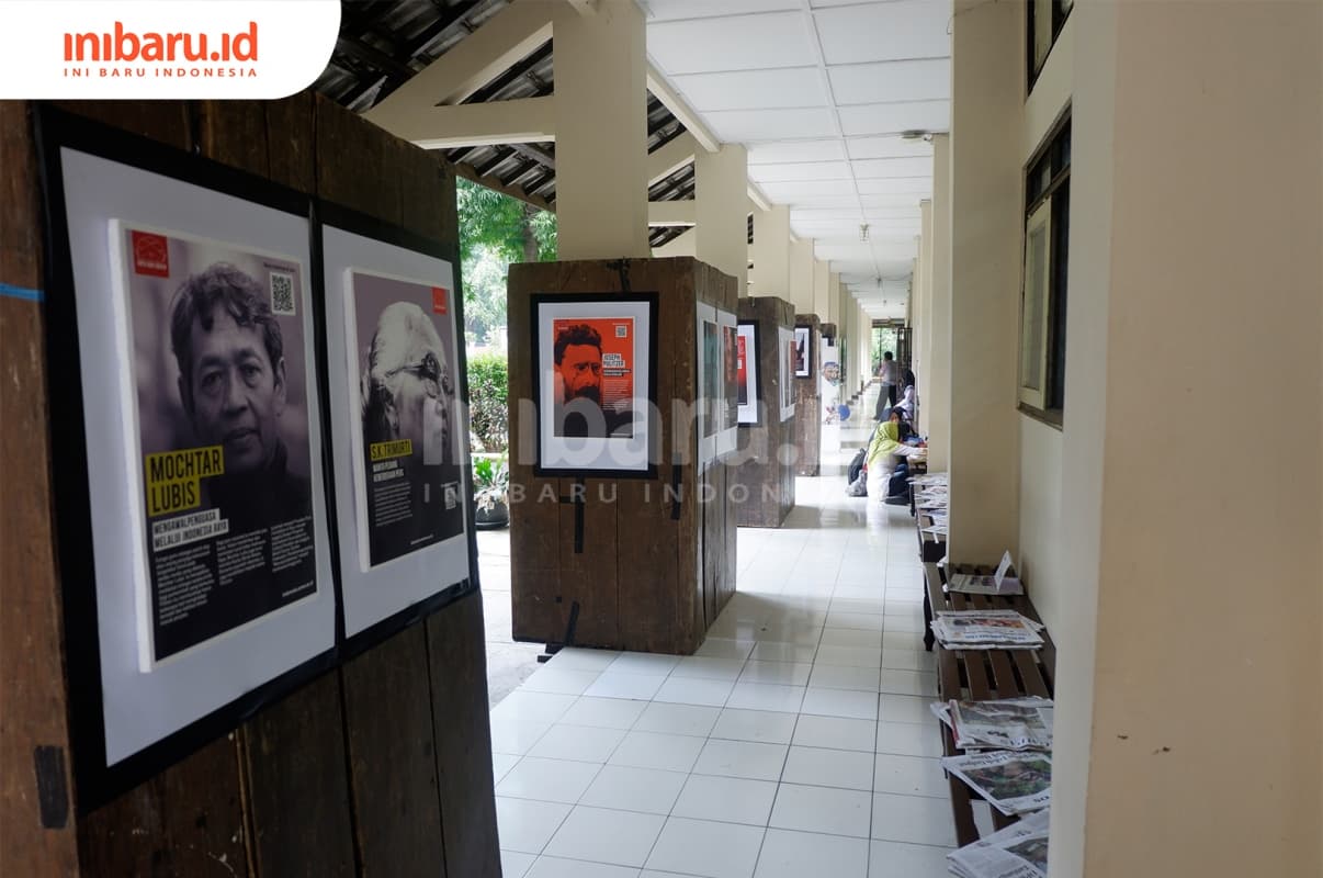 Pameran jurnalistik yang berisi para jurnalis besar. (Inibaru.id/ Audrian F)