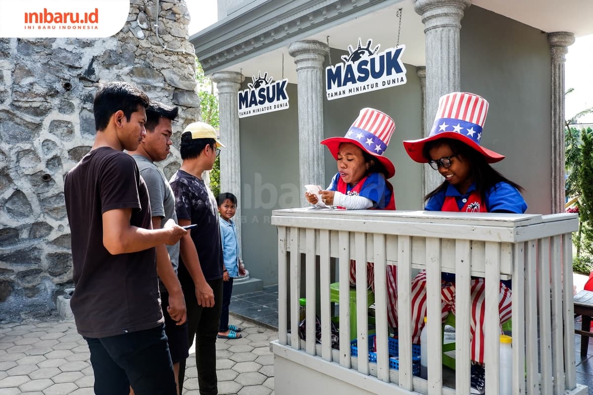 Selalu Hibur Pengunjung, Begini Suka Duka Minius Minimania