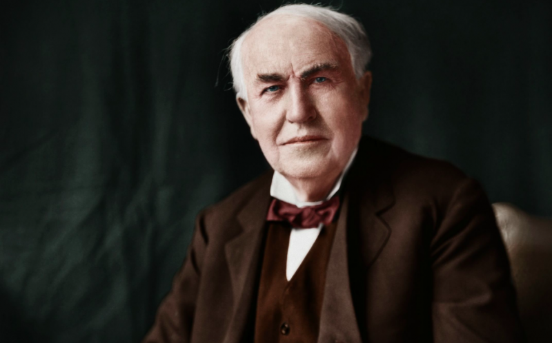 Thomas Alva Edison, sosok di balik penggunaan kata "halo". (IphinCow)<br>