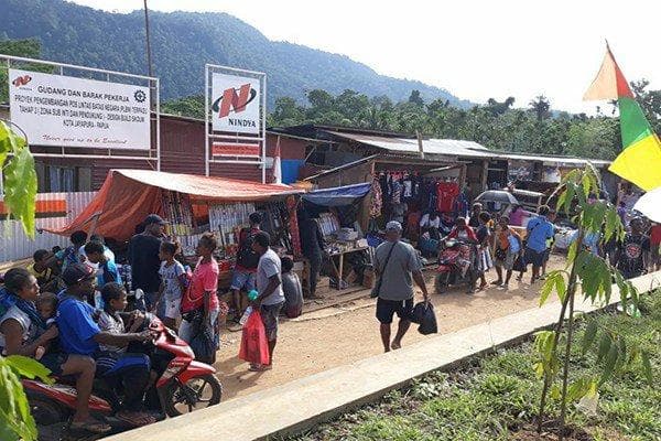 Pasar di perbatasan Papua Nugini. (Twitter/Info_Jayapura)