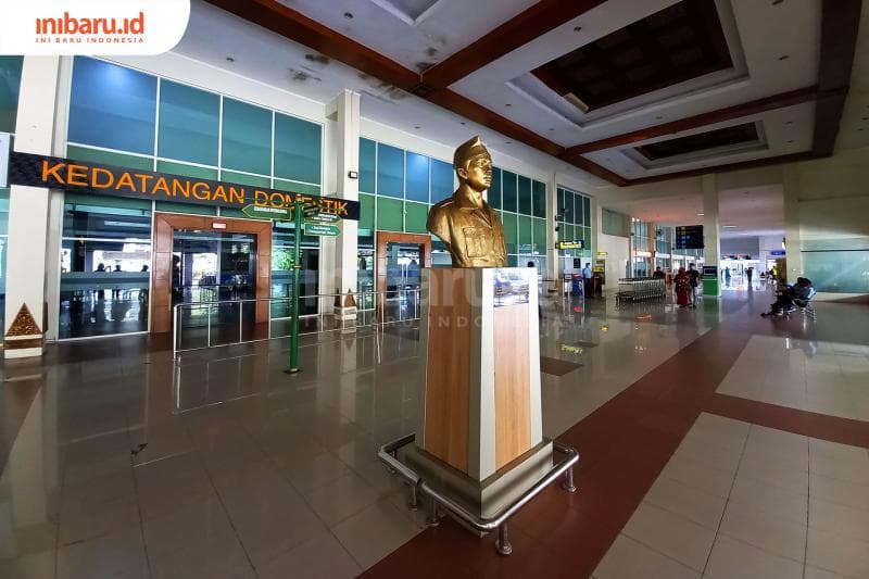 Suasana sepi terpantau di Bandara Adi Soemarmo, Boyalali, Jawa Tengah, belum lama ini. Kondisi sepi ini diakibatkan oleh pandemi Covid-19 yang membuat sejumlah rute penerbangan ditiadakan. (Inibaru.id/ Triawanda Tirta Aditya)