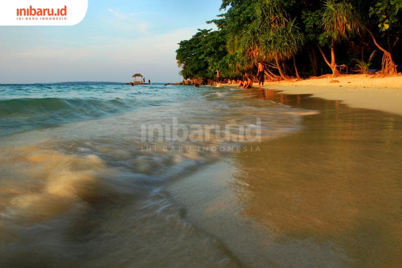 Ilustrasi: Beberapa pantai di Jawa punya hubungan dengan cerita mistis Nyi Roro Kidul. (Inibaru.id/ Triawanda Tirta Aditya)<br>