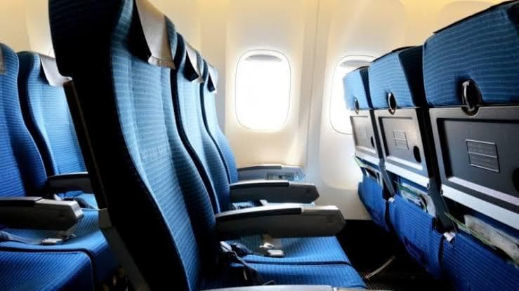 Di Mana sih Kursi Paling Aman di Pesawat?