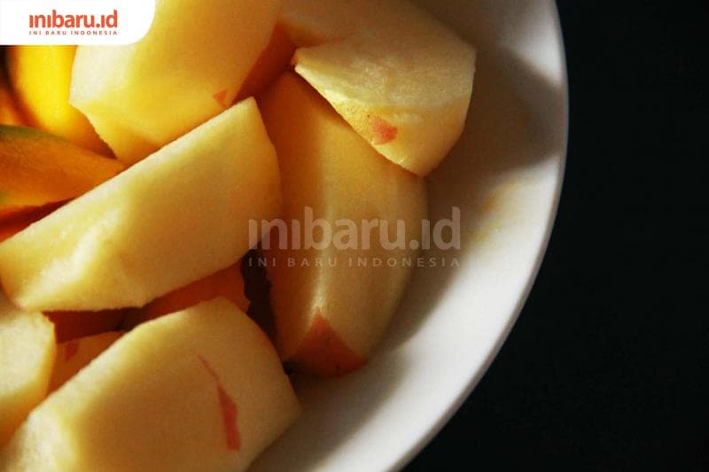 Apel baik untuk penderita asam lambung.&nbsp;(Inibaru.id/ Triawanda Tirta Aditya)