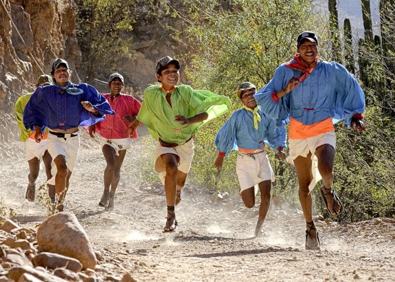 Suku Tarahumara atau orang Raramuri yang hidup untuk berlari. (Fityourself.club)