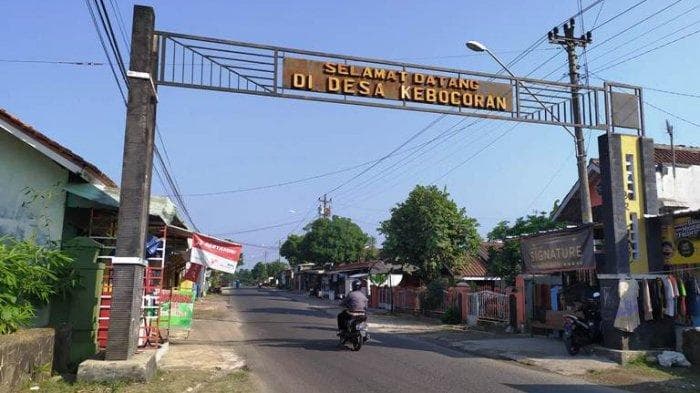 Gapura Desa Kebocoran. (Tribunnews)