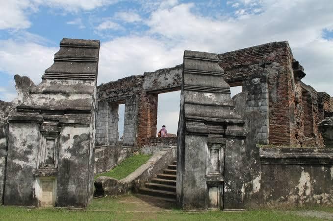 Mitos dan Cerita Mistis yang Masih Bertebaran dari Puing Kerajaan Banten