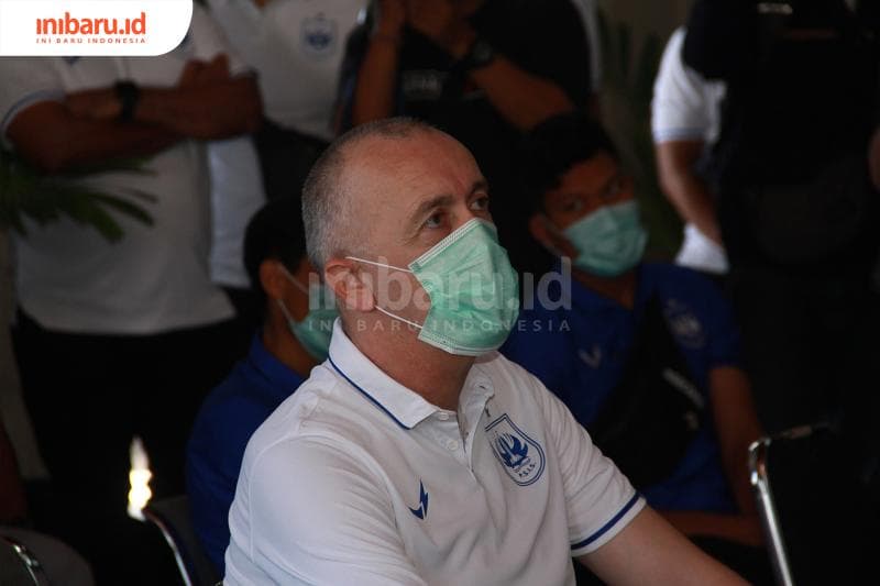 Pelatih PSIS Semarang, Dragan Djukanovic. (Inibaru.id/ Triawanda Tirta Aditya)