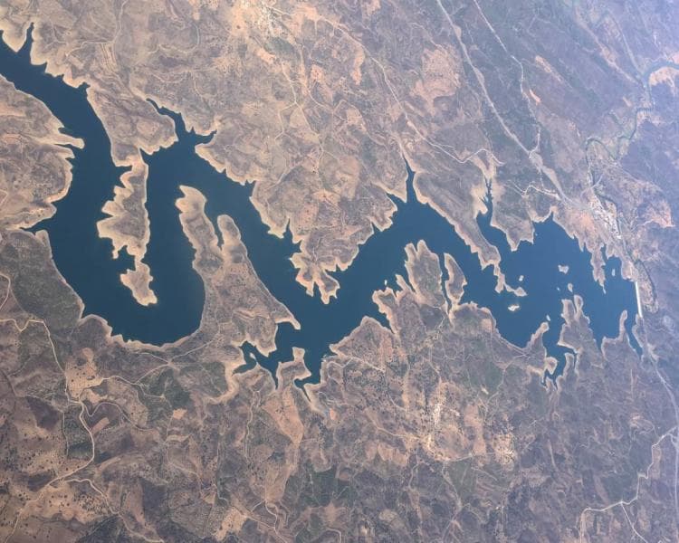 Odeleite, Penampakan Naga Biru di Portugal