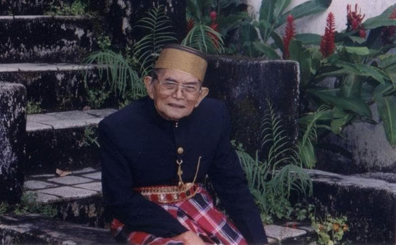 Andi Mattalatta, tokoh yang memiliki gelar "Andi" dari Sulawesi Selatan. (Brillio)
