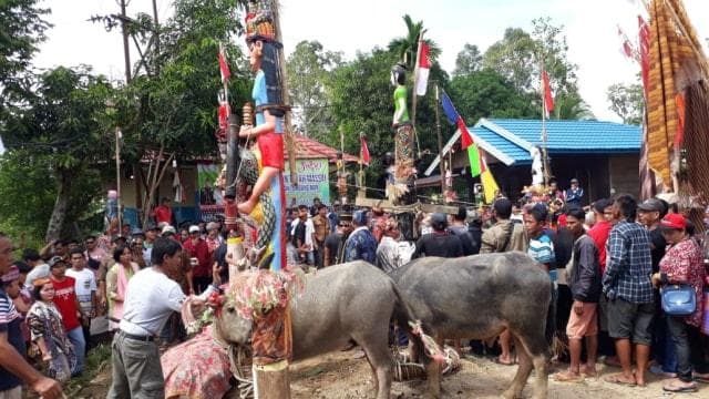 Ritual Tiwah Suku Dayak, Kalimantan Tengah diadakan untuk mengantar roh ke surga. (Kumparan)