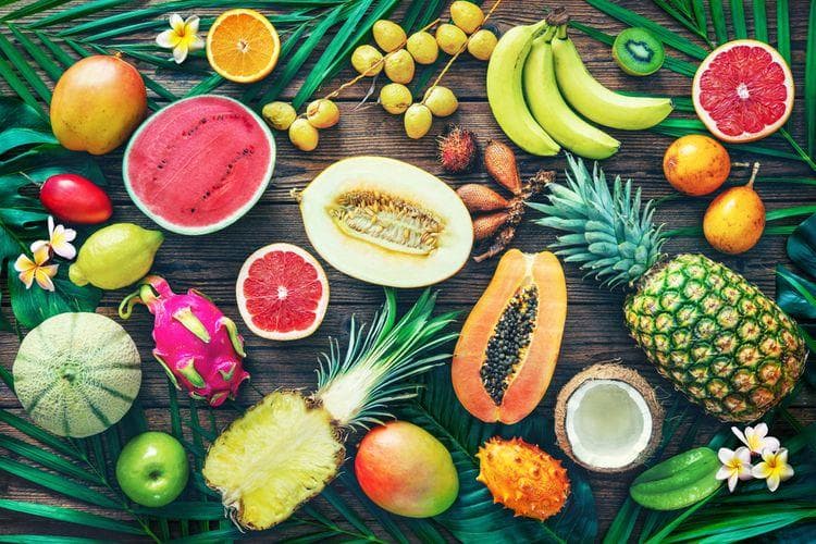 Beberapa buah-buahan dapat mengatasi sembelit. (Shutterstock/Alexander Rahts via Kompas)