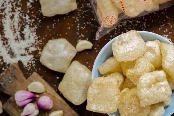 Gurihnya Rasa Kerupuk Jangek Khas Minang, Sudah Coba?