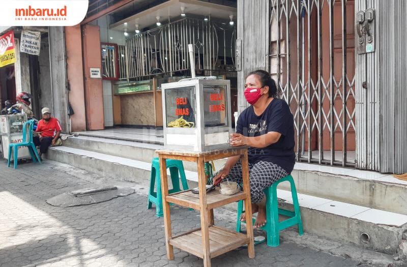 Dibeli Perhiasanmu! Mendulang Emas di Emperan Jalan Kota Semarang