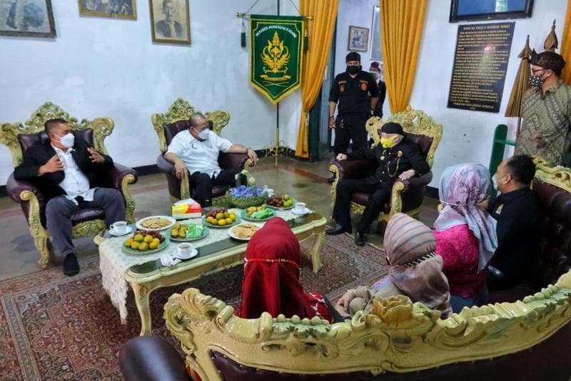 Raja-raja dari 54 kerajaan di Indonesia bakal kumpul di Sumedang, Jawa Barat. (Koranprogresif.co.id)