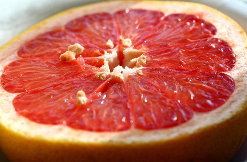 Grapefruit bisa mencegah kerusakan hati. (Flickr/

liz west)