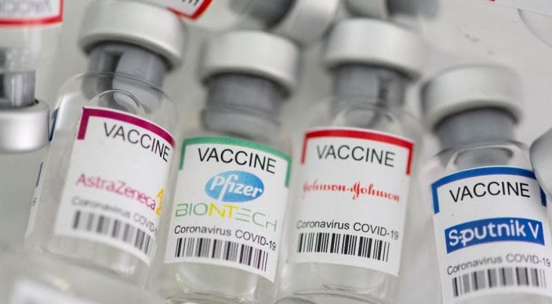 Vaksin Covid-19 semprot hidung sedang dikembangkan sejumlah produsen. (Reuters/Dado Ruvic)