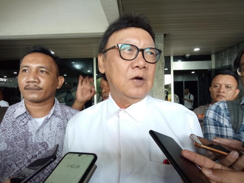 Menpan RB Tjahjo Kumolo juga memastikan nggak ada rekrutmen CPNS 2022. (Medcom/Siti Yona Hukmana)