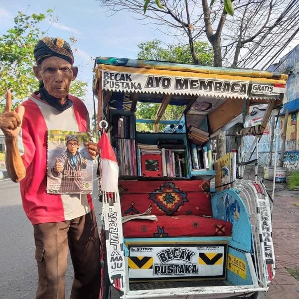 Becak Sutopo dan Perpustakaan Keliling di Sudut Yogyakarta