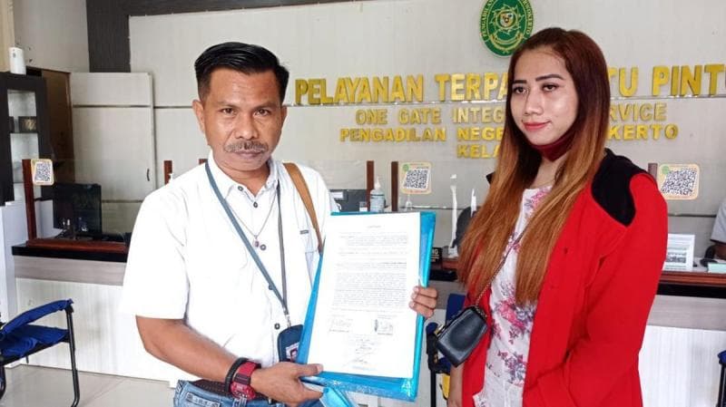 Nasib Faqih Banyumas yang Nggak Semulus Lucinta Luna