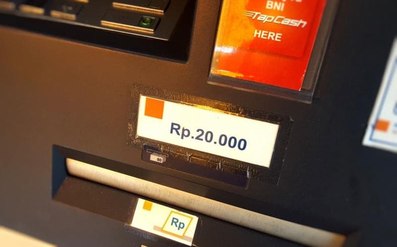 ATM Rp 20 ribu masih ada di Jogja dan Magelang. (Kompasiana/Hendra Wardhana)