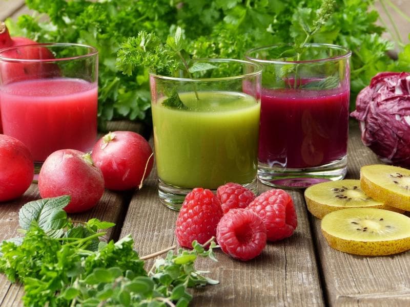 Padu padan antara sayuran dan buah menjadi jus menghasilkan rasa yang enak dan manfaat yang maksimal. (Pixabay)